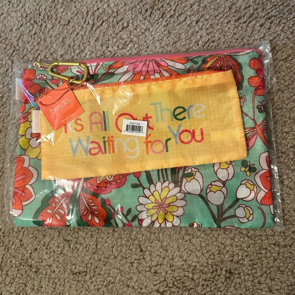 NWT ban.do set of 2 travel zip bags